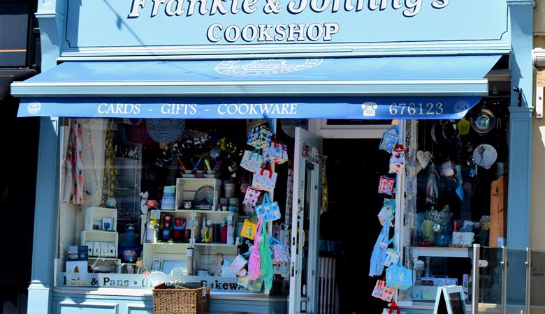 Frankie and Johnny's Cookshop